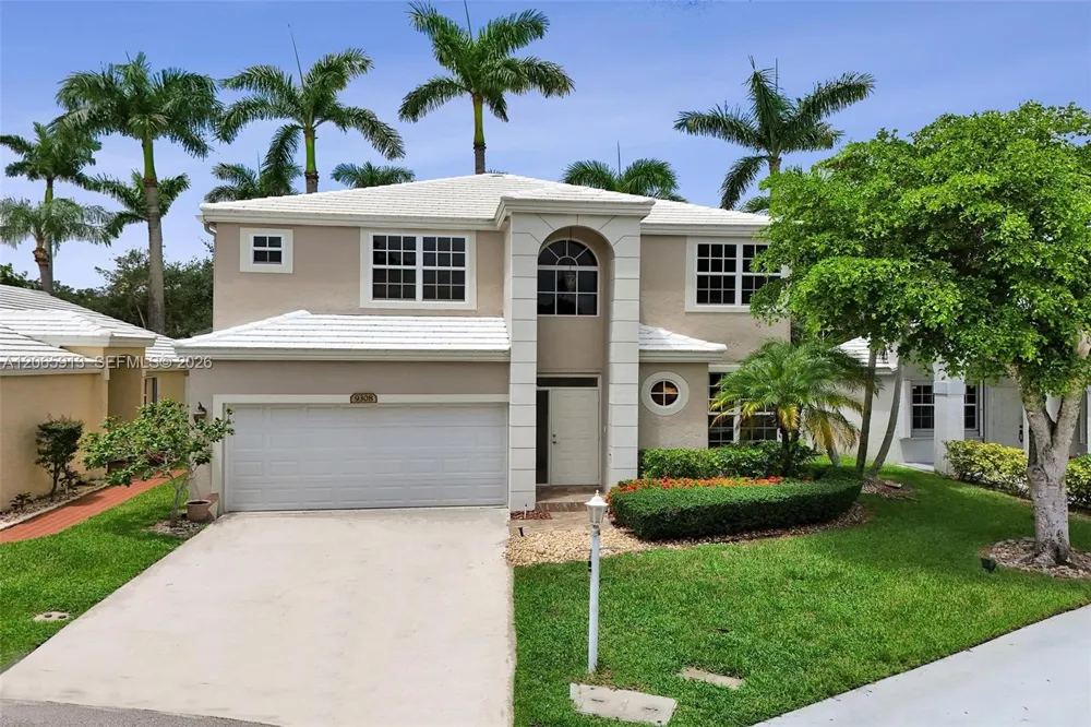 9308 NW 8th Cir Plantation, FL 33324