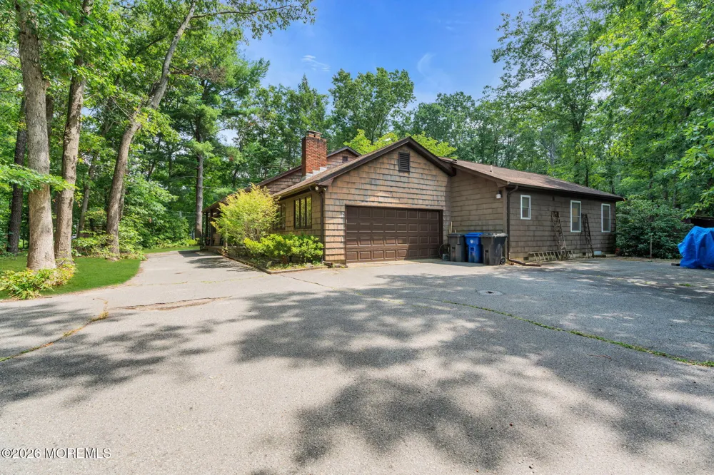 2528 Whitesville Road Toms River, NJ 08755