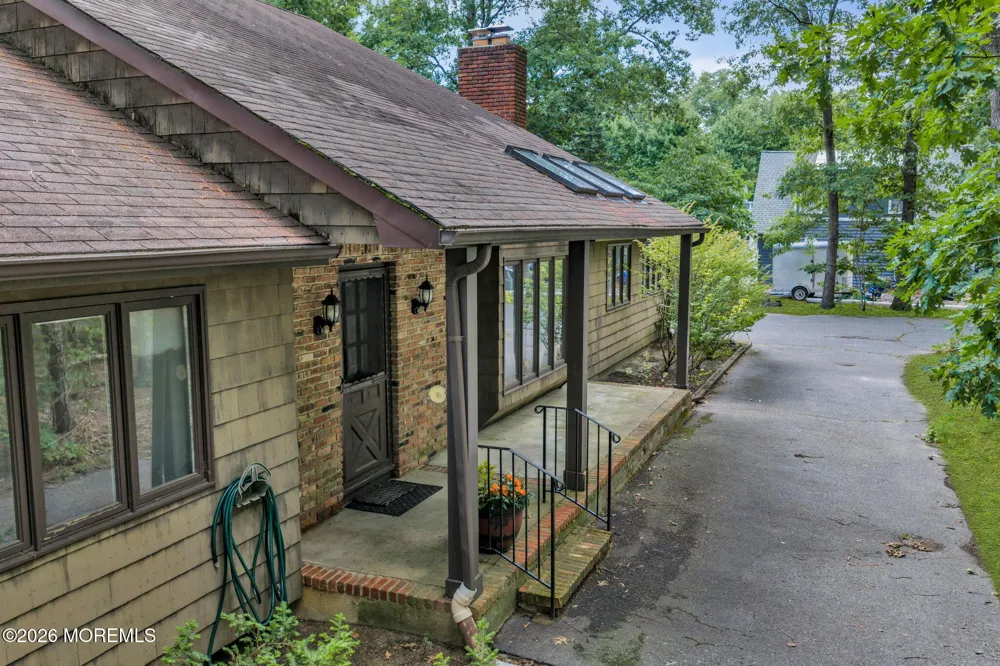 2528 Whitesville Road Toms River, NJ 08755