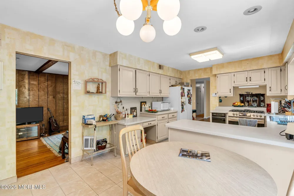 2528 Whitesville Road Toms River, NJ 08755