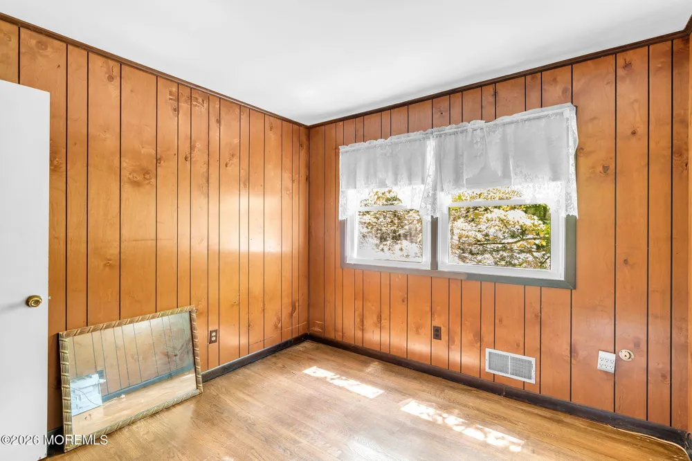 2528 Whitesville Road Toms River, NJ 08755