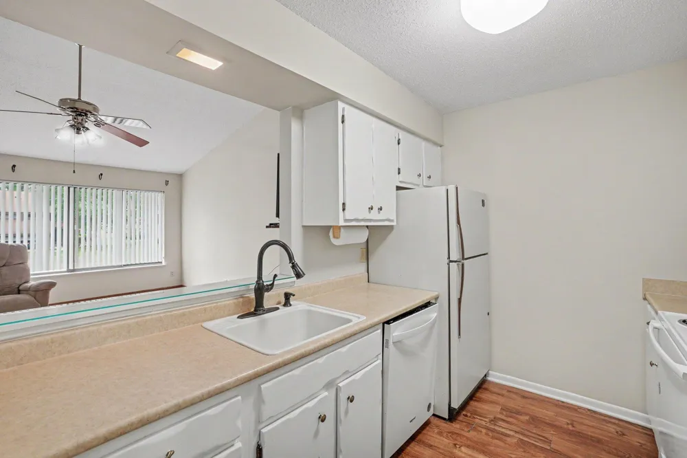 2376 Strathmore Street Oshtemo Charter Township, MI 49009