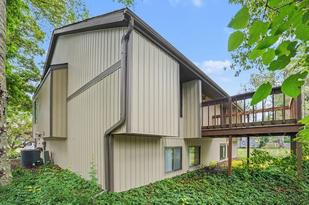 2376 Strathmore Street Oshtemo Charter Township, MI 49009