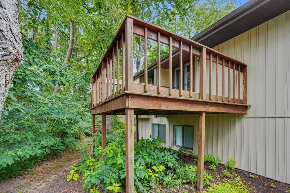 2376 Strathmore Street Oshtemo Charter Township, MI 49009