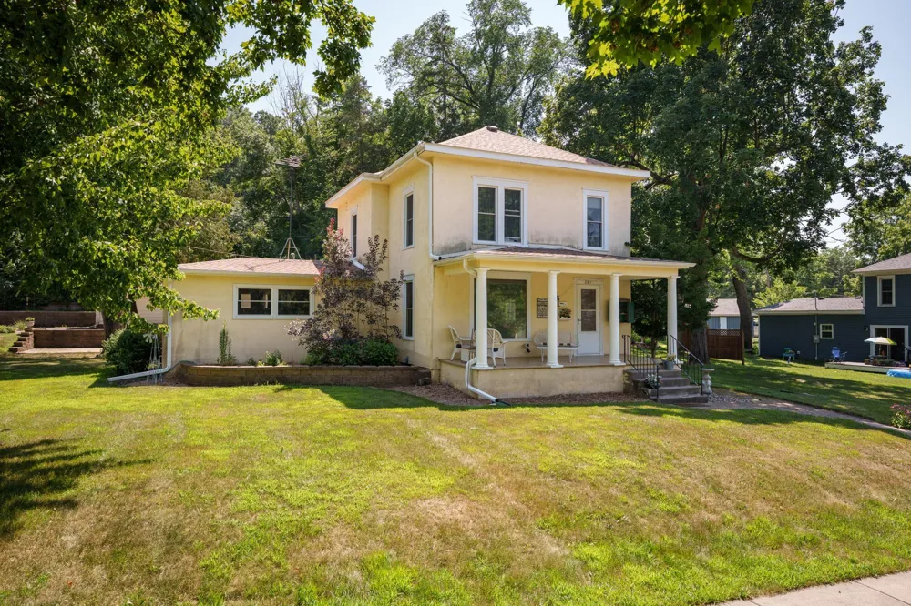 201 W Colvill Street Cannon Falls, MN 55009
