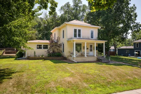 201 W Colvill Street