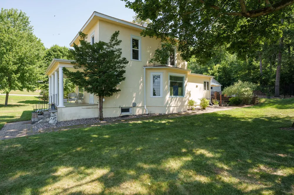 201 W Colvill Street Cannon Falls, MN 55009