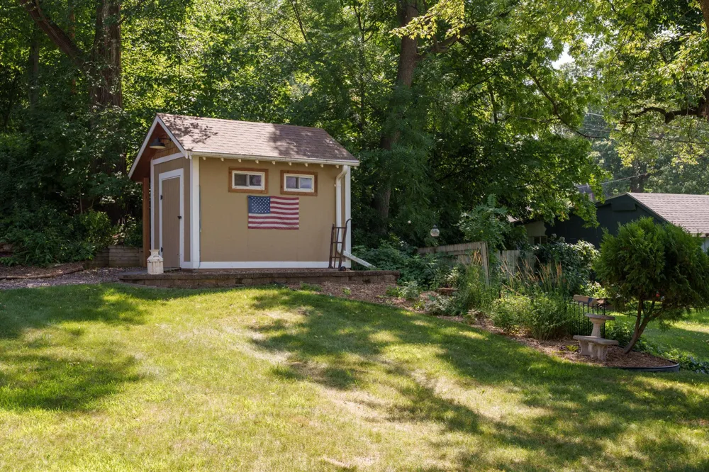 201 W Colvill Street Cannon Falls, MN 55009