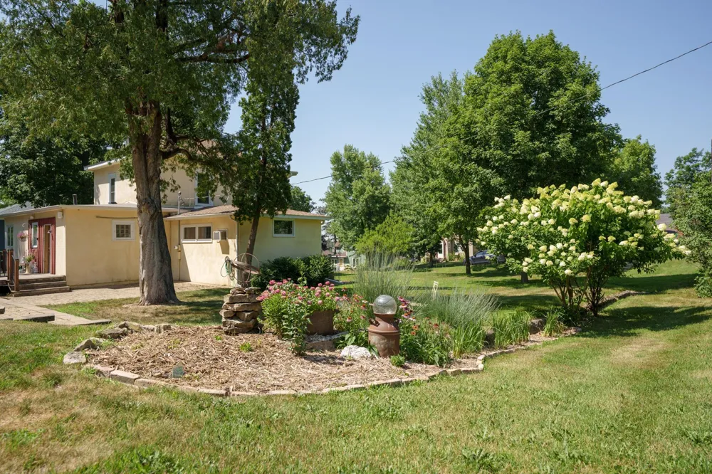 201 W Colvill Street Cannon Falls, MN 55009