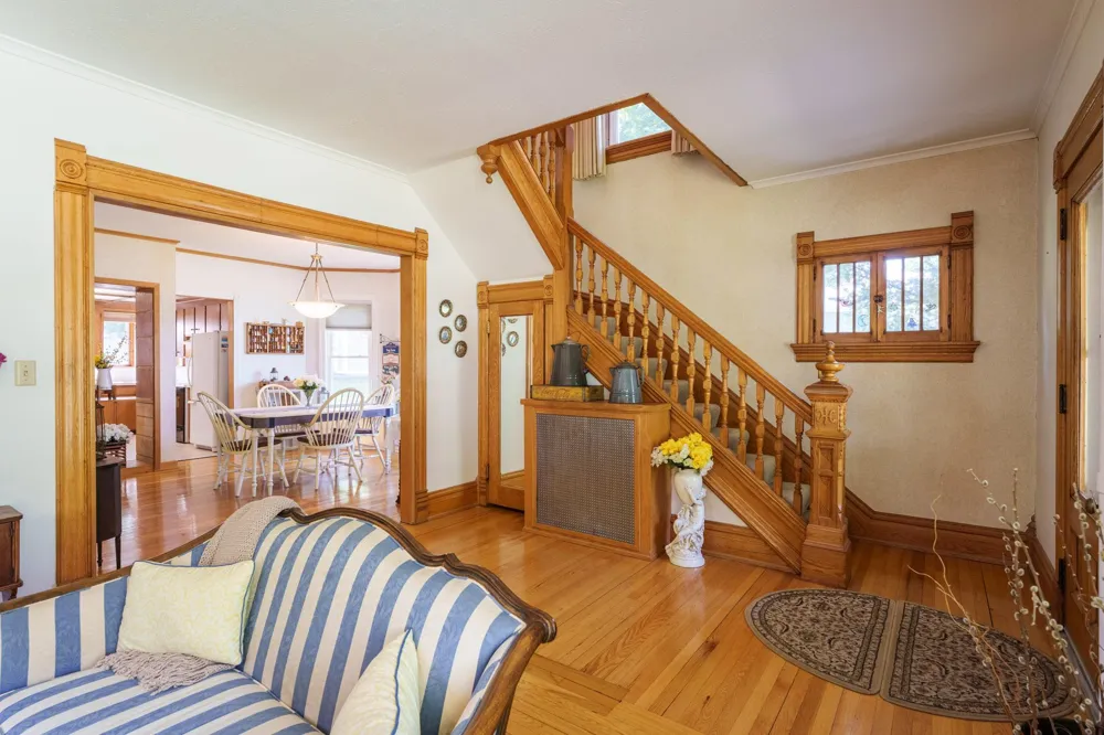 201 W Colvill Street Cannon Falls, MN 55009
