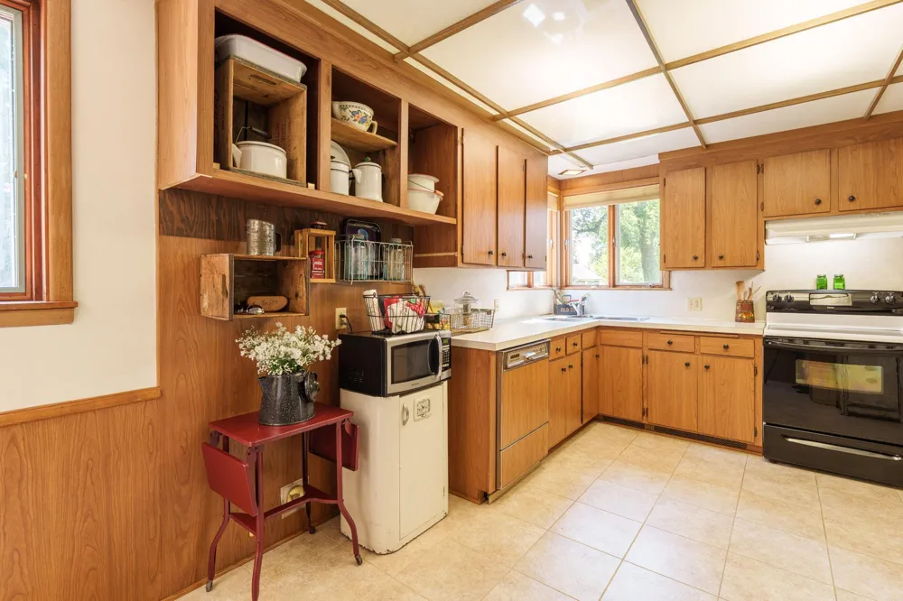 201 W Colvill Street Cannon Falls, MN 55009