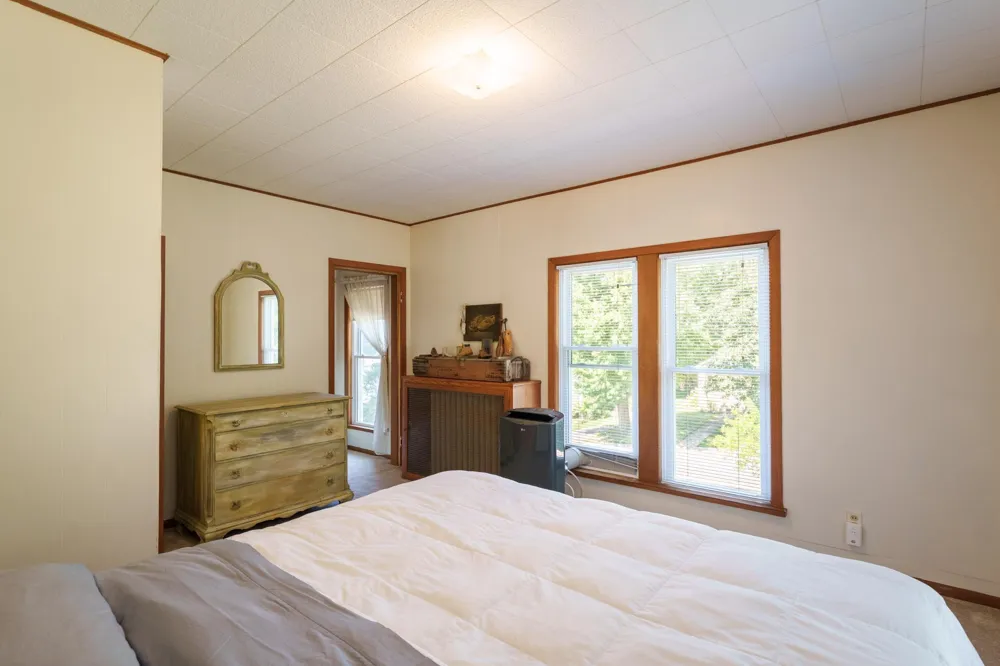 201 W Colvill Street Cannon Falls, MN 55009