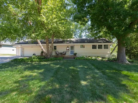 5137 Forest Road