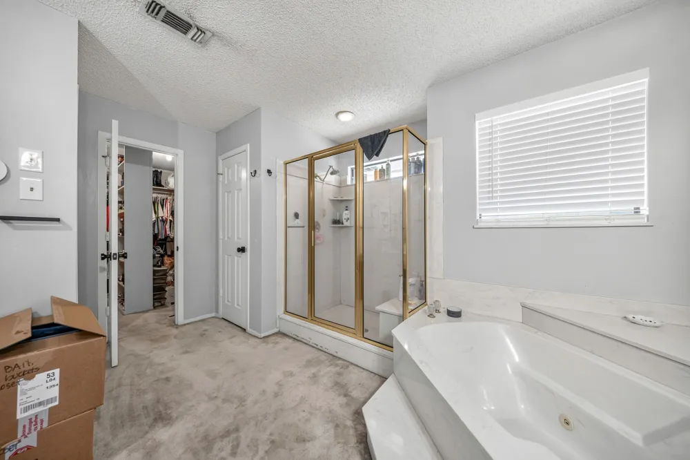 1223 Heather Street Grapevine, TX 76051