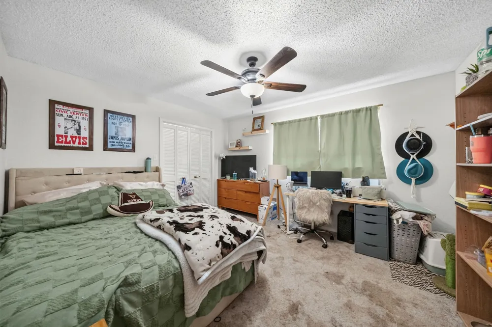 1223 Heather Street Grapevine, TX 76051