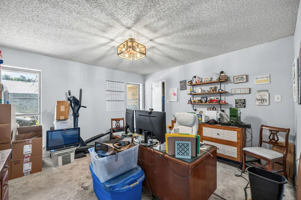 1223 Heather Street Grapevine, TX 76051
