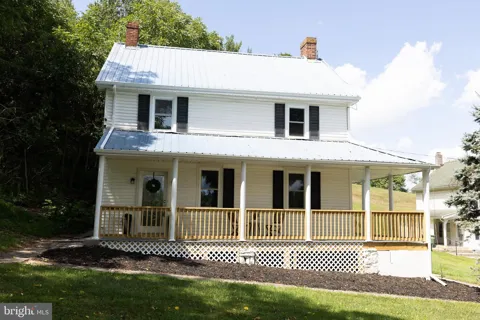 20 SEITZ AVENUE