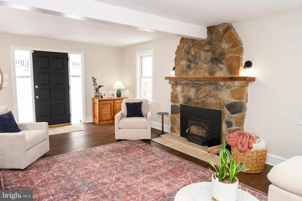 220 BALLIGOMINGO ROAD Conshohocken, PA 19428