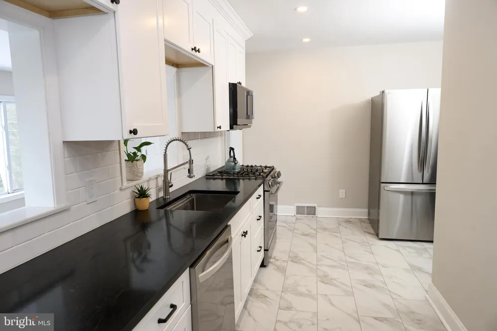 220 BALLIGOMINGO ROAD Conshohocken, PA 19428