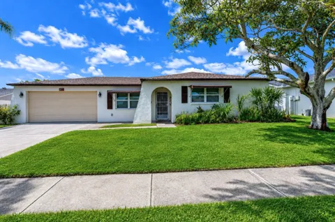 8811 MARTINIQUE LANE