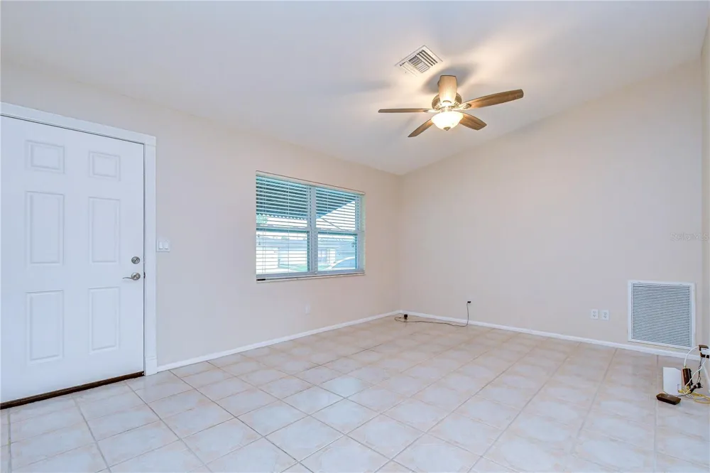 8811 MARTINIQUE LANE Port Richey, FL 34668
