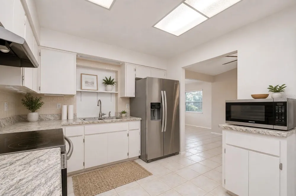 8811 MARTINIQUE LANE Port Richey, FL 34668