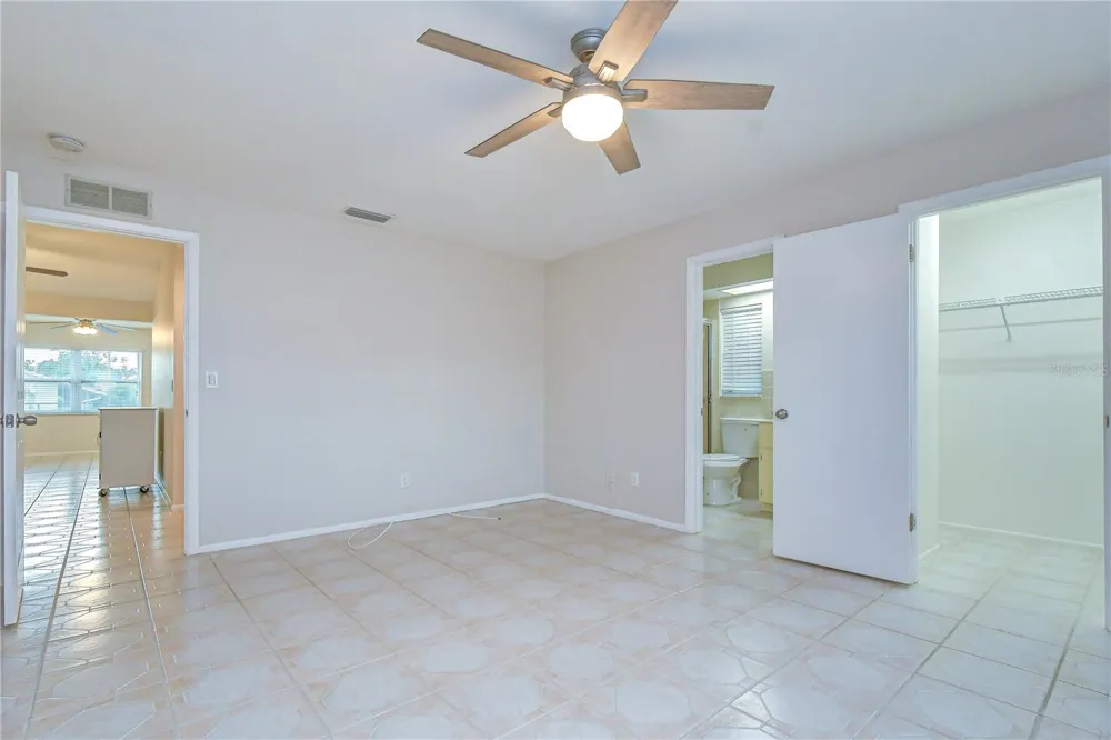 8811 MARTINIQUE LANE Port Richey, FL 34668