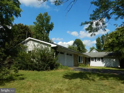 12116 TANGLEWOOD LANE