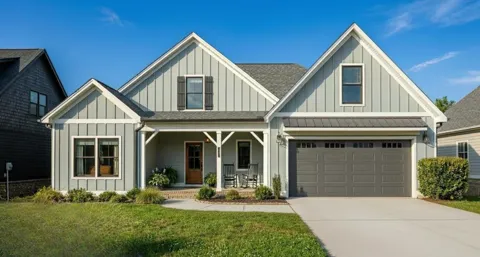 7077 Paxton Circle