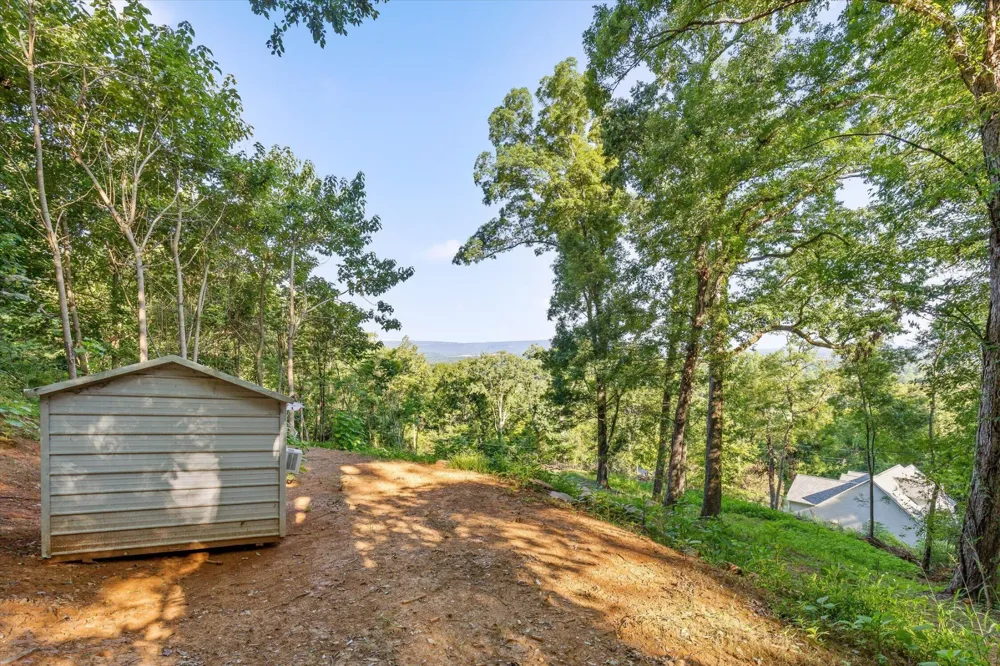6833 Big Ridge Road Hixson, TN 37343