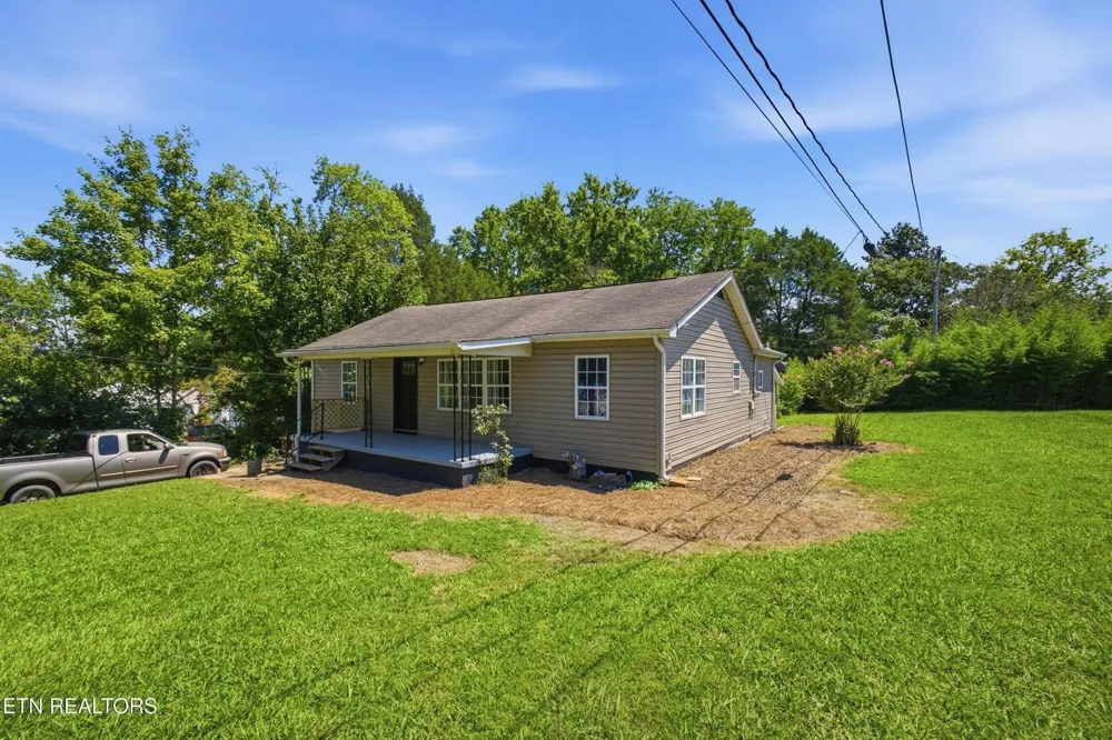 4737 Roane State Highway Rockwood, TN 37854