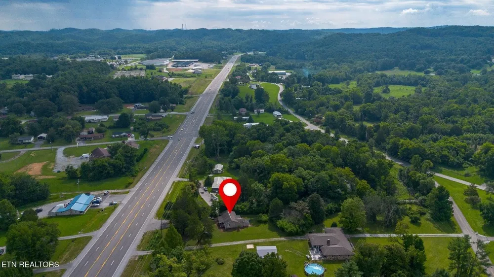 4737 Roane State Highway Rockwood, TN 37854