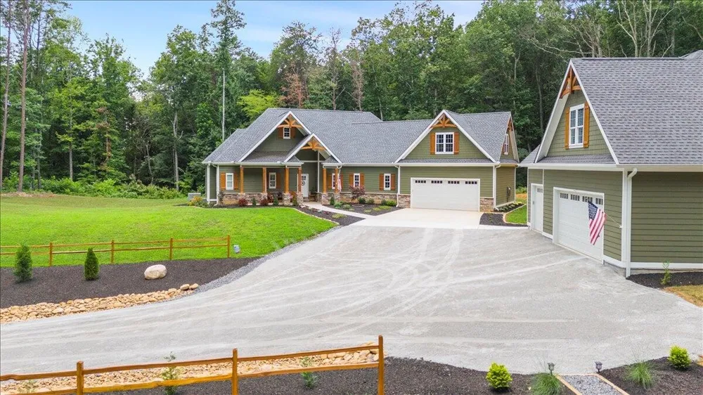 3710 River Road Decatur, TN 37322
