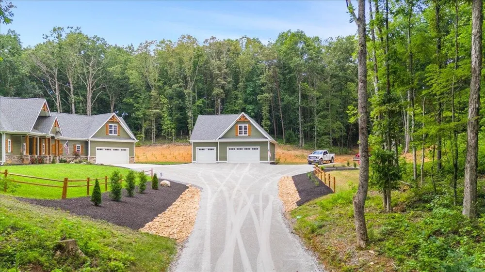 3710 River Road Decatur, TN 37322