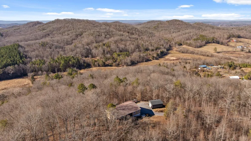 2434 Sugar Creek Road SE Georgetown, TN 37336