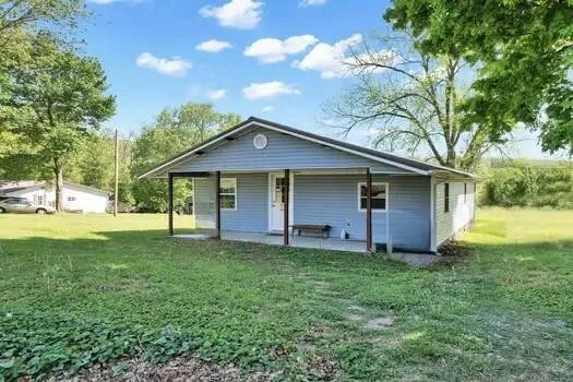114 Chapel Avenue Sweetwater, TN 37874