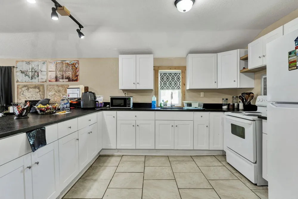114 Chapel Avenue Sweetwater, TN 37874
