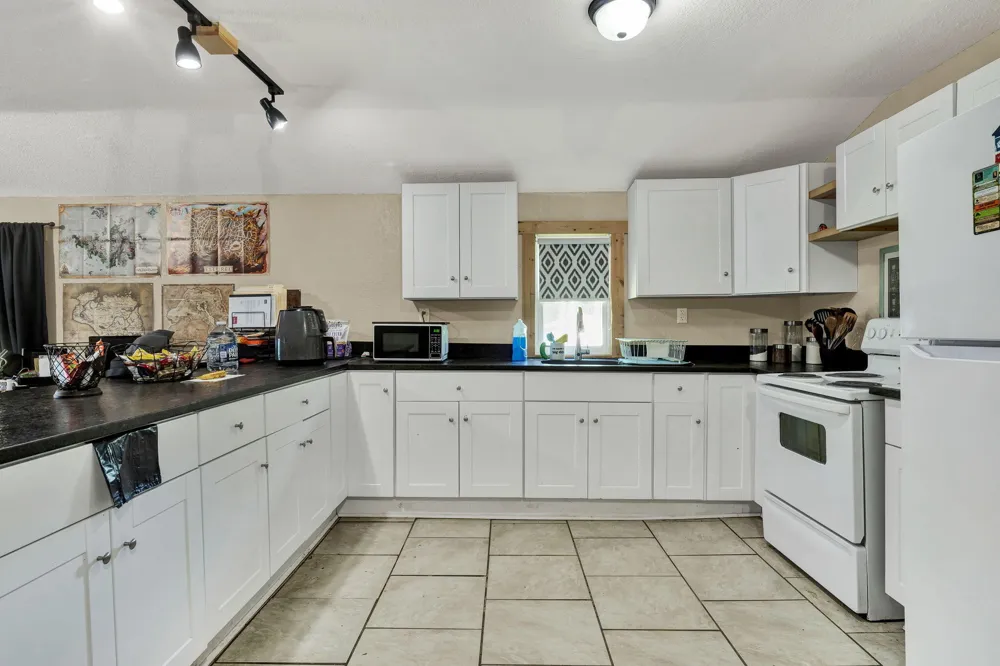 114 Chapel Avenue Sweetwater, TN 37874