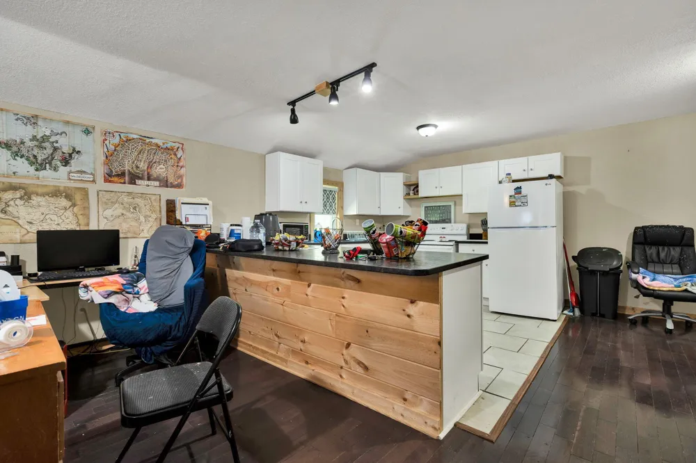 114 Chapel Avenue Sweetwater, TN 37874