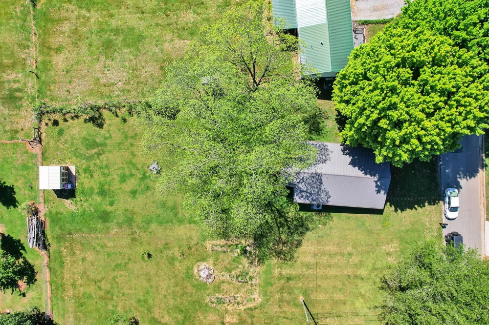 114 Chapel Avenue Sweetwater, TN 37874