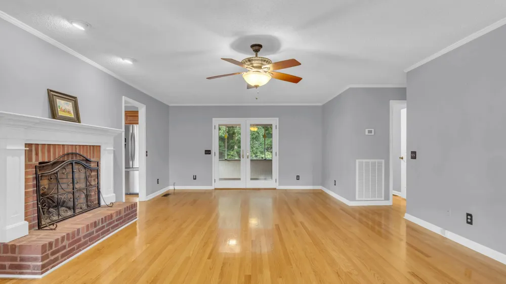 3046 Hawthorne Street Athens, TN 37303