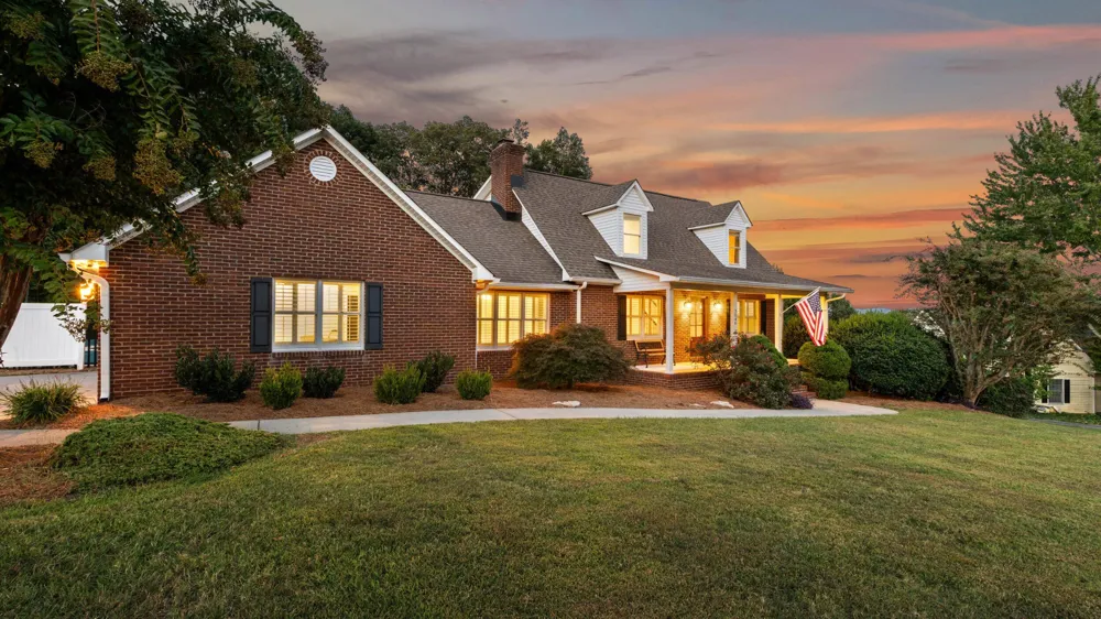 3046 Hawthorne Street Athens, TN 37303