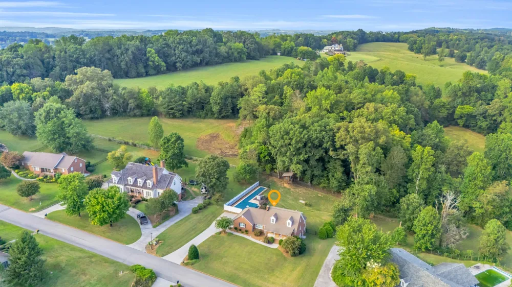 3046 Hawthorne Street Athens, TN 37303