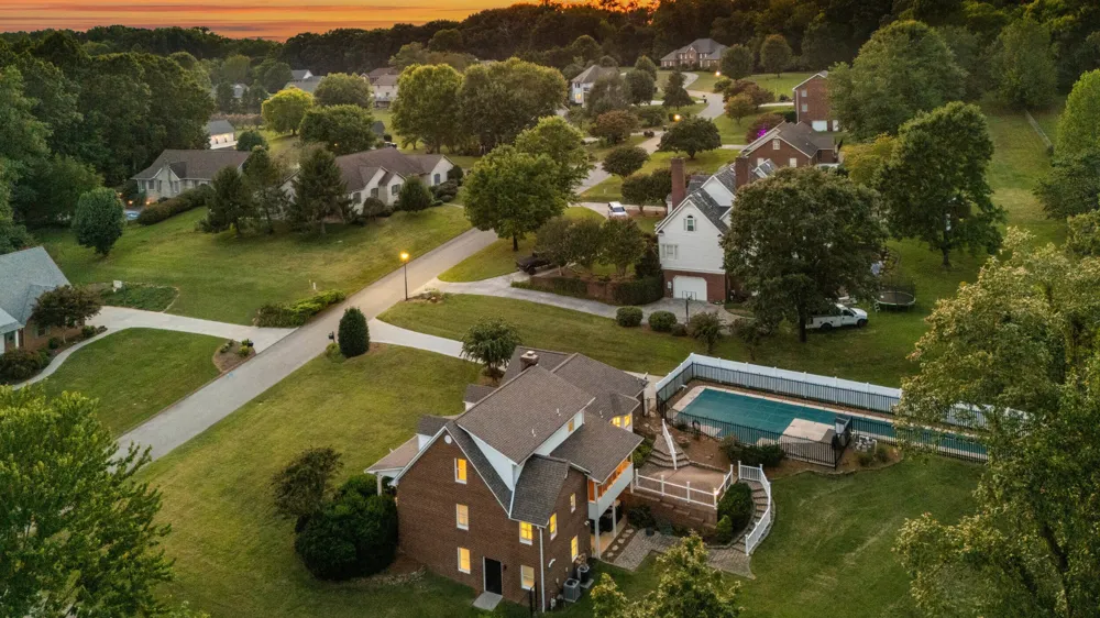 3046 Hawthorne Street Athens, TN 37303