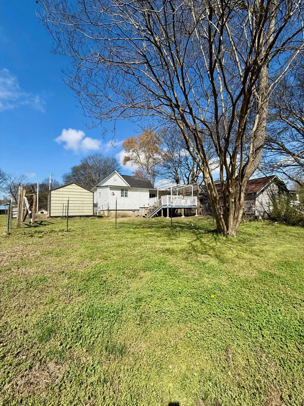 2068 Market Street Dayton, TN 37321