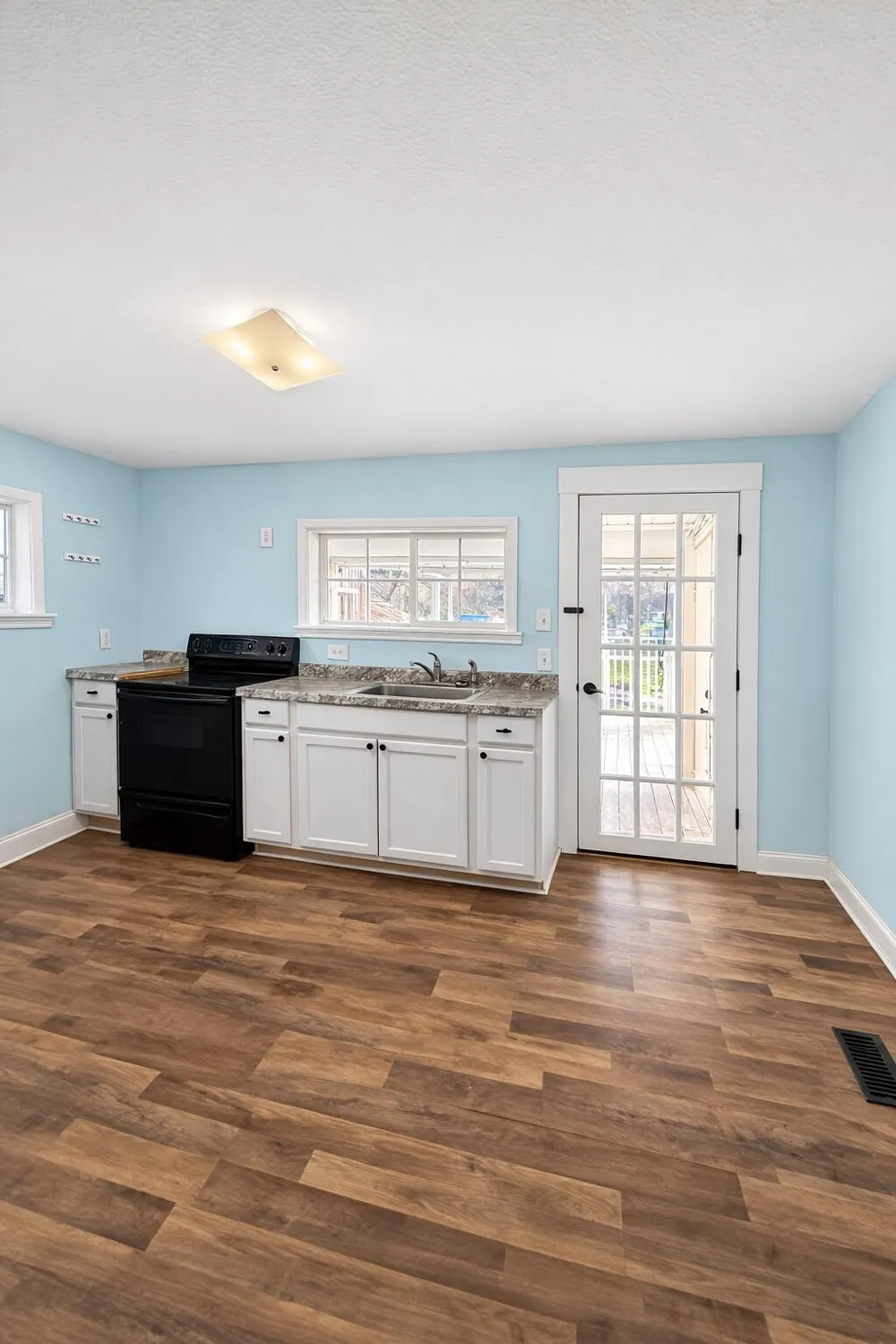 2068 Market Street Dayton, TN 37321