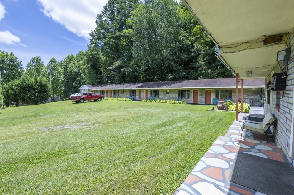19853 U.S. 64 Murphy, NC 28906