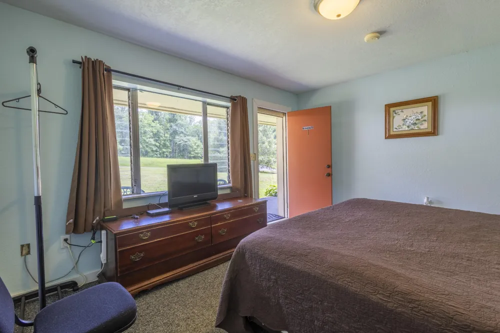 19853 U.S. 64 Murphy, NC 28906