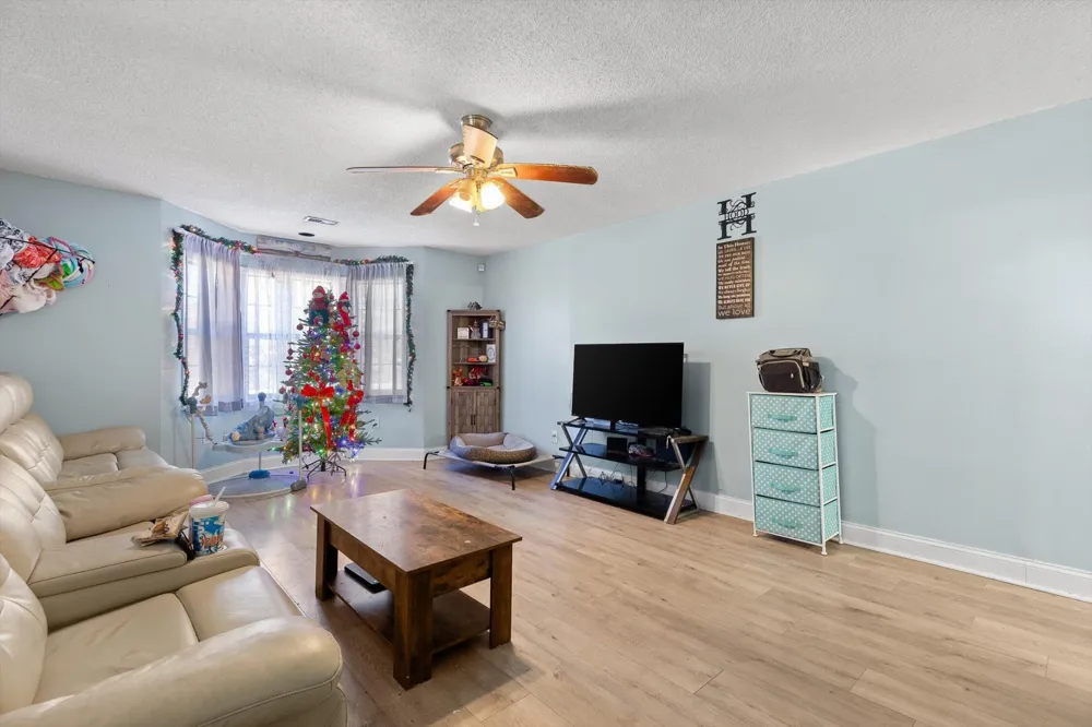 210 Wheeler Avenue Chickamauga, GA 30707
