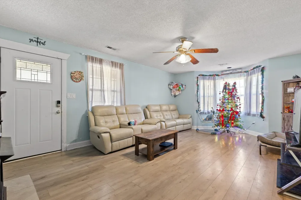 210 Wheeler Avenue Chickamauga, GA 30707